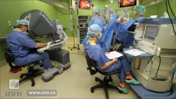 Centrum v ÚVN završilo hranici 2000 robotických operací