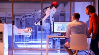 ABB uvádí na trh novou generaci řídicí robotické platformy OmniCore 