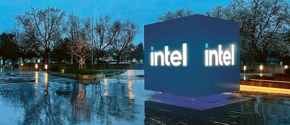 © Intel